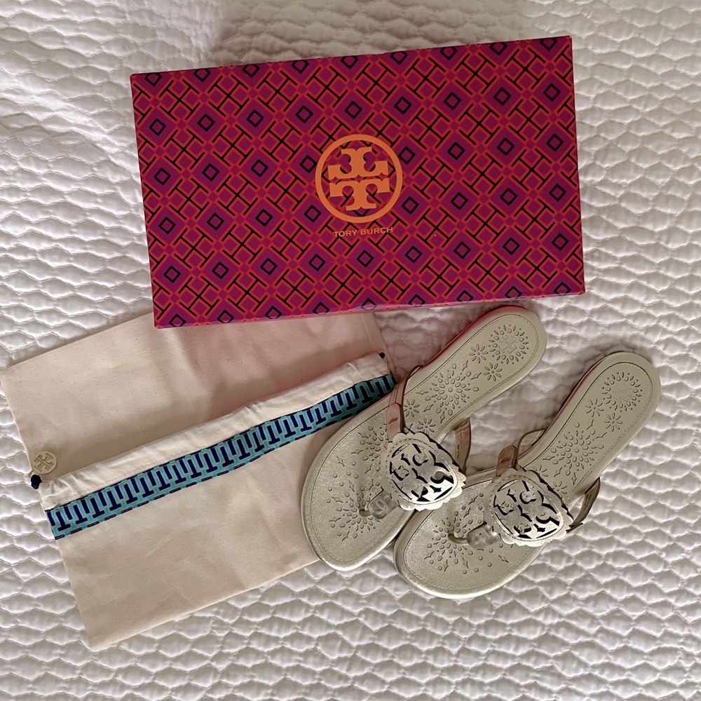 NEW Tory Burch Miller Scallop Sandals NIB NWT